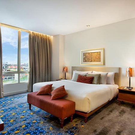 Jambuluwuk Malioboro Hotel Джокьякарта Экстерьер фото Executive Suite