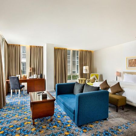 Jambuluwuk Malioboro Hotel Джокьякарта Экстерьер фото Deluxe Suite
