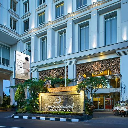 Jambuluwuk Malioboro Hotel Джокьякарта Экстерьер фото Mercure Hotel, Jakarta